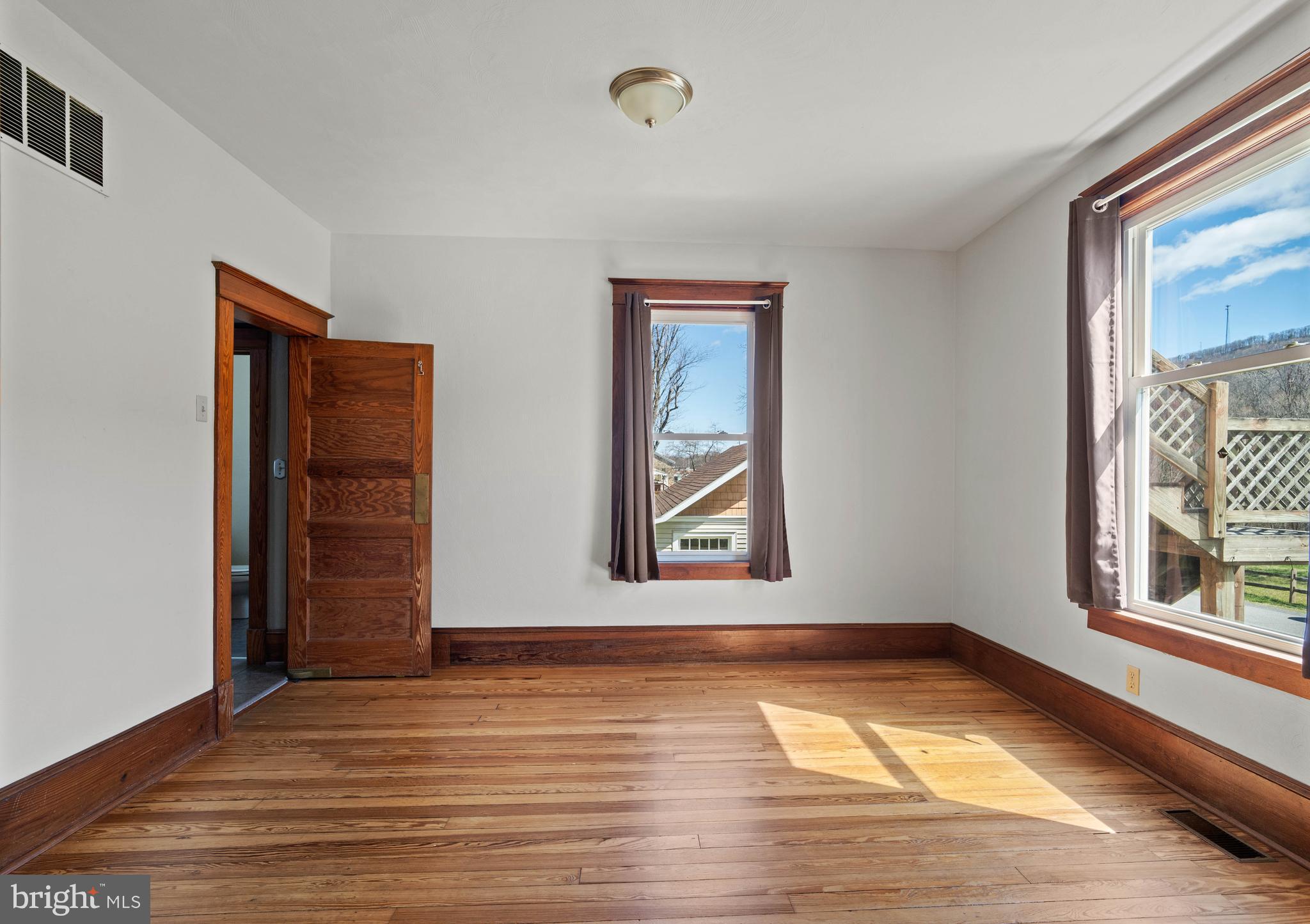 209 South High Street Port Matilda, PA 16870 - Photo 11 of 39