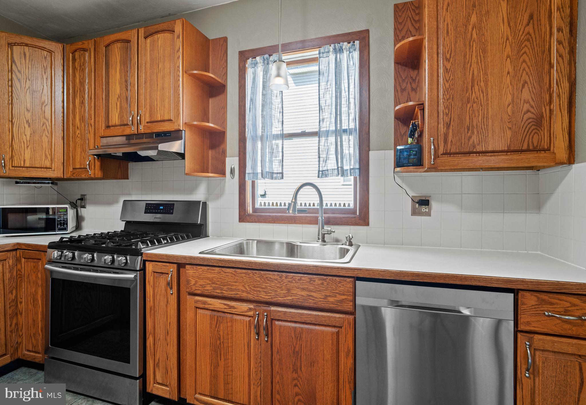 209 South High Street Port Matilda, PA 16870 - Photo 15 of 39