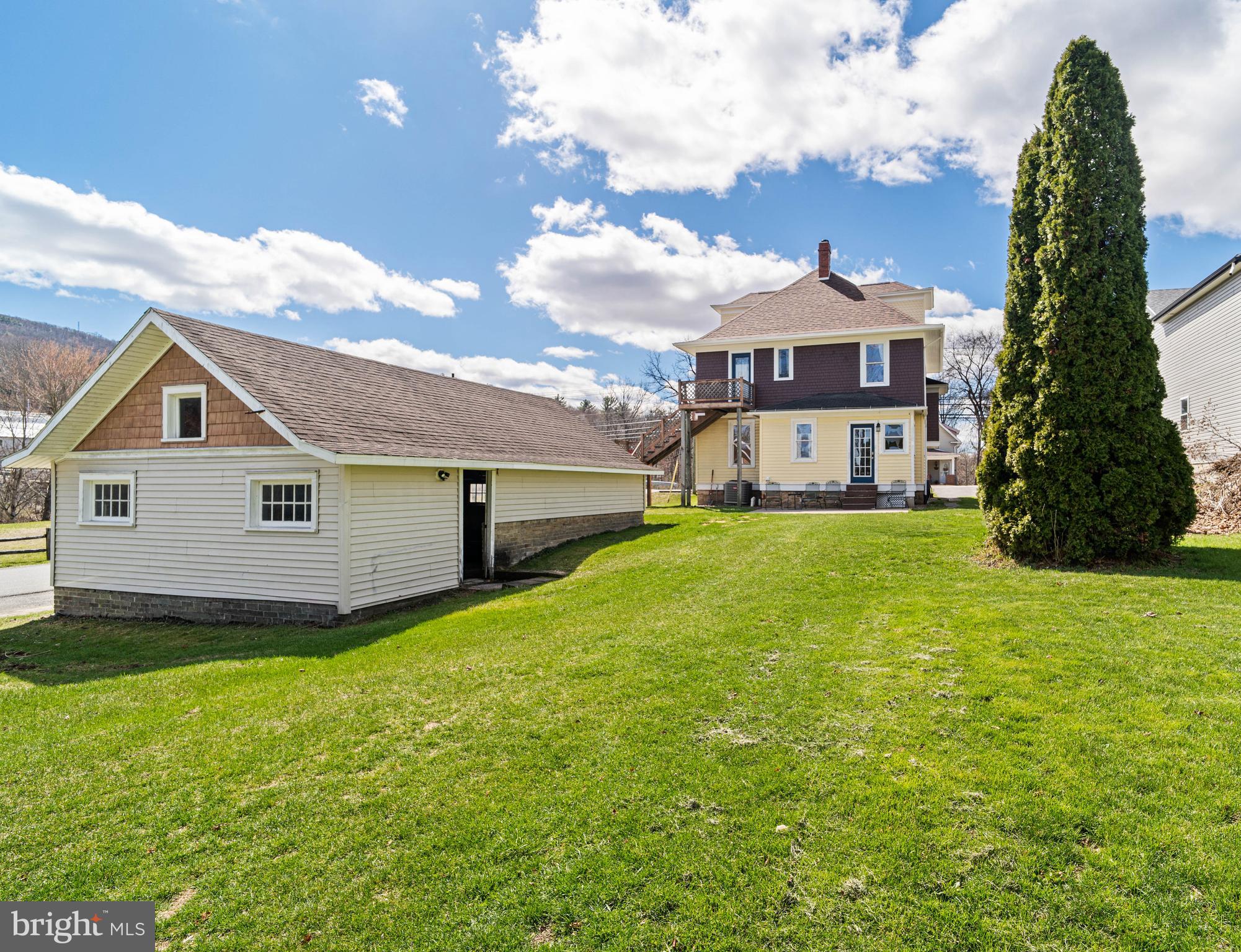 209 South High Street Port Matilda, PA 16870 - Photo 33 of 39