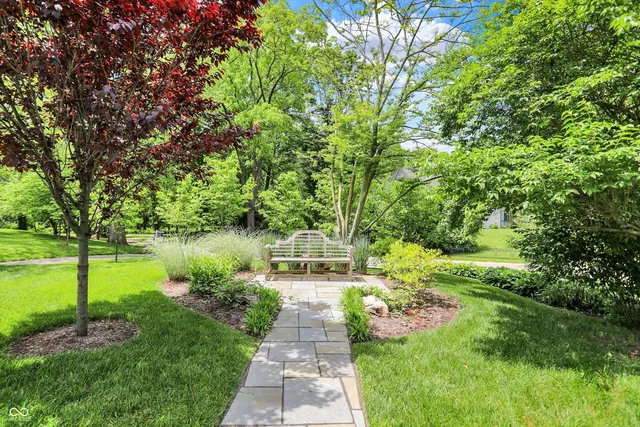 $1,350,000 | 2505 Riverside Drive, Columbus, IN 47201