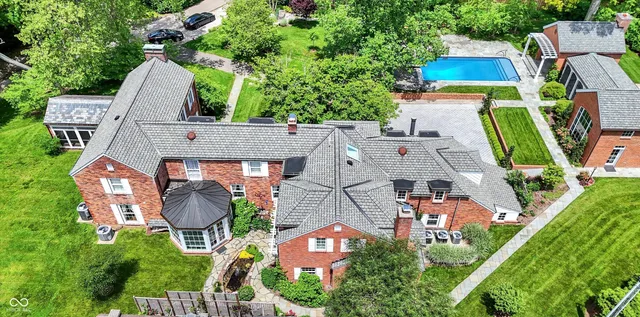 $1,350,000 | 2505 Riverside Drive, Columbus, IN 47201