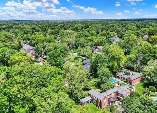 $1,350,000 | 2505 Riverside Drive, Columbus, IN 47201