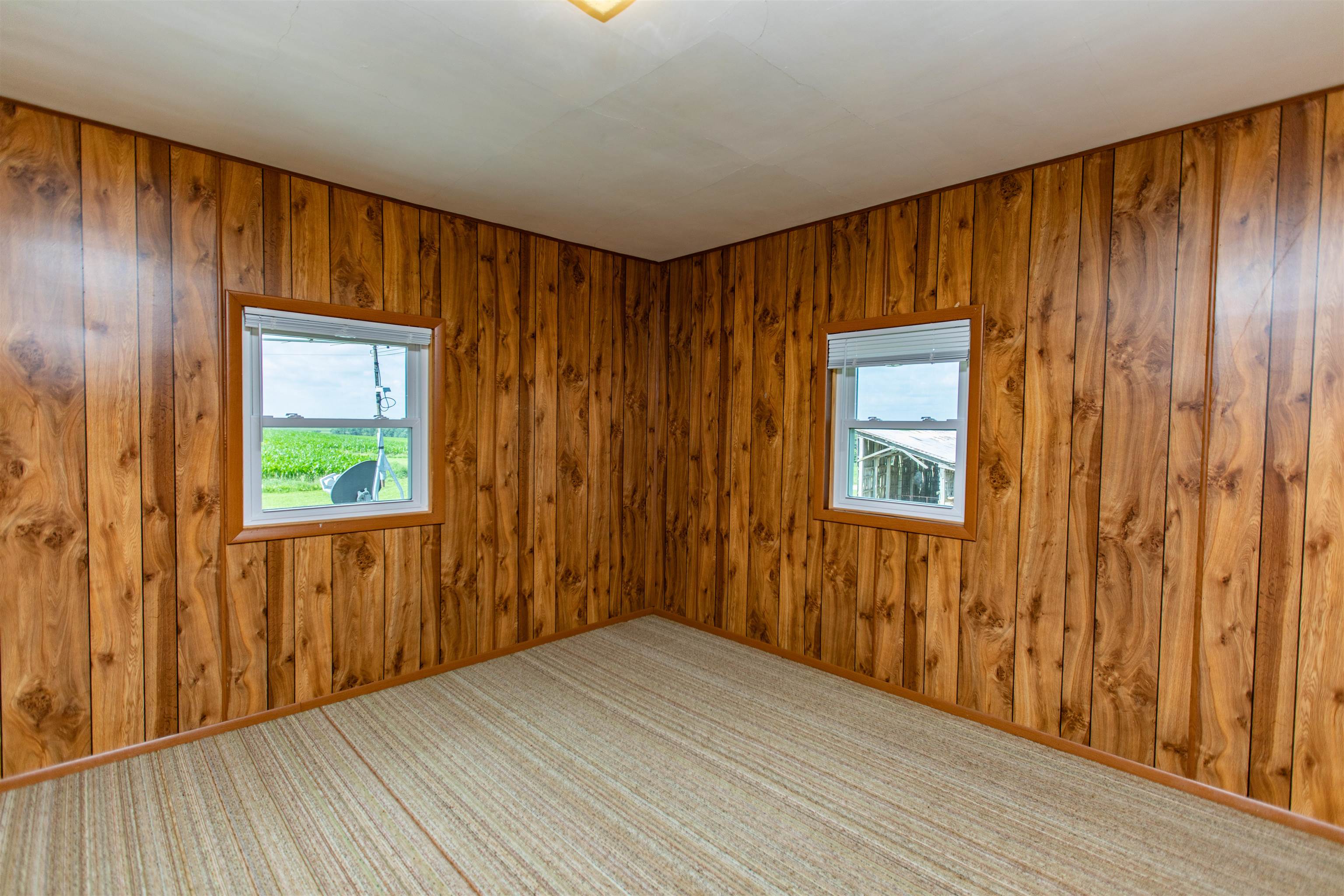 5100 Lagoon Road Highland, WI 53543 - Photo 7 of 50