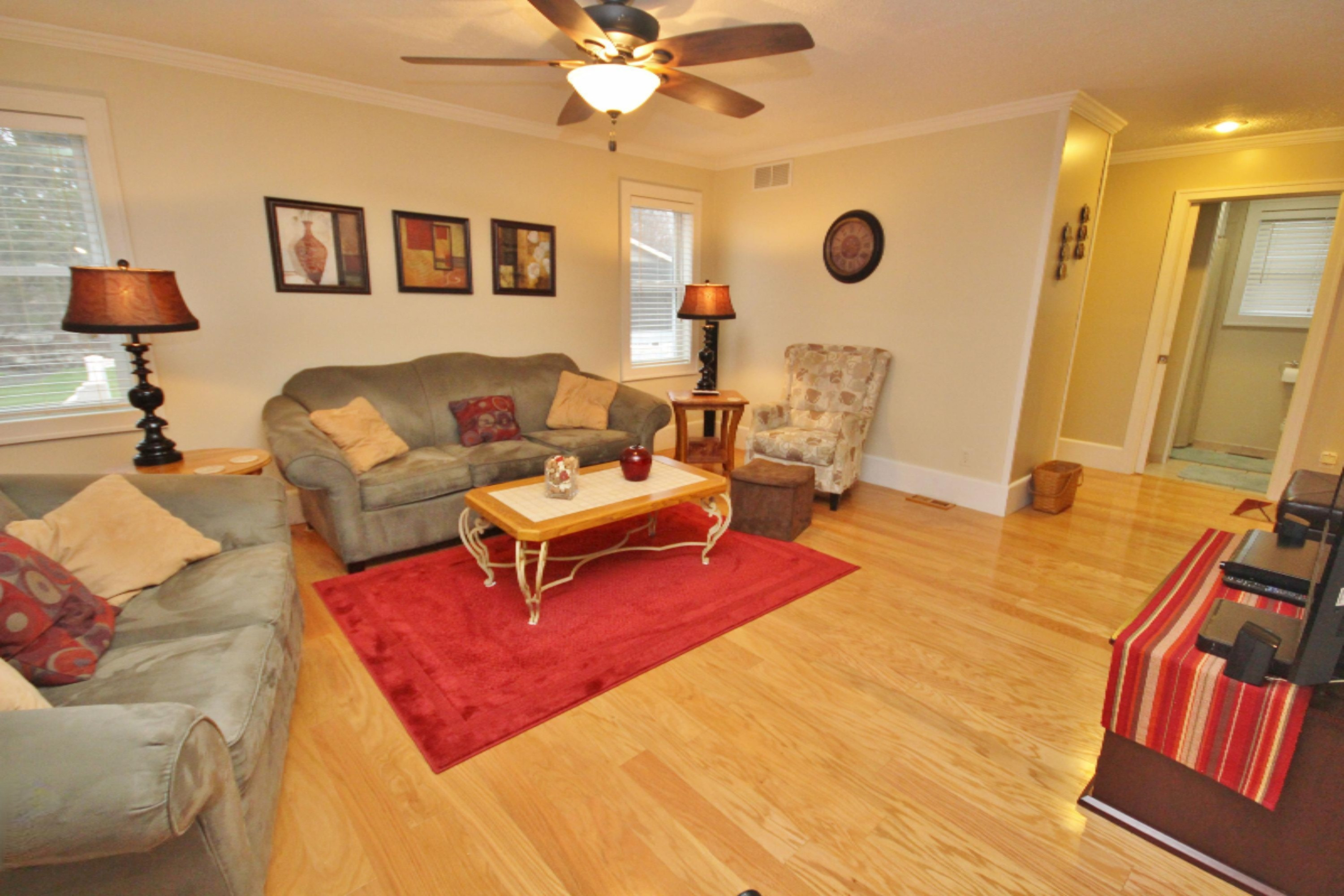 410 East Hoffman Street Three Rivers, MI 49093 - Photo 22 of 37 IMG_6944