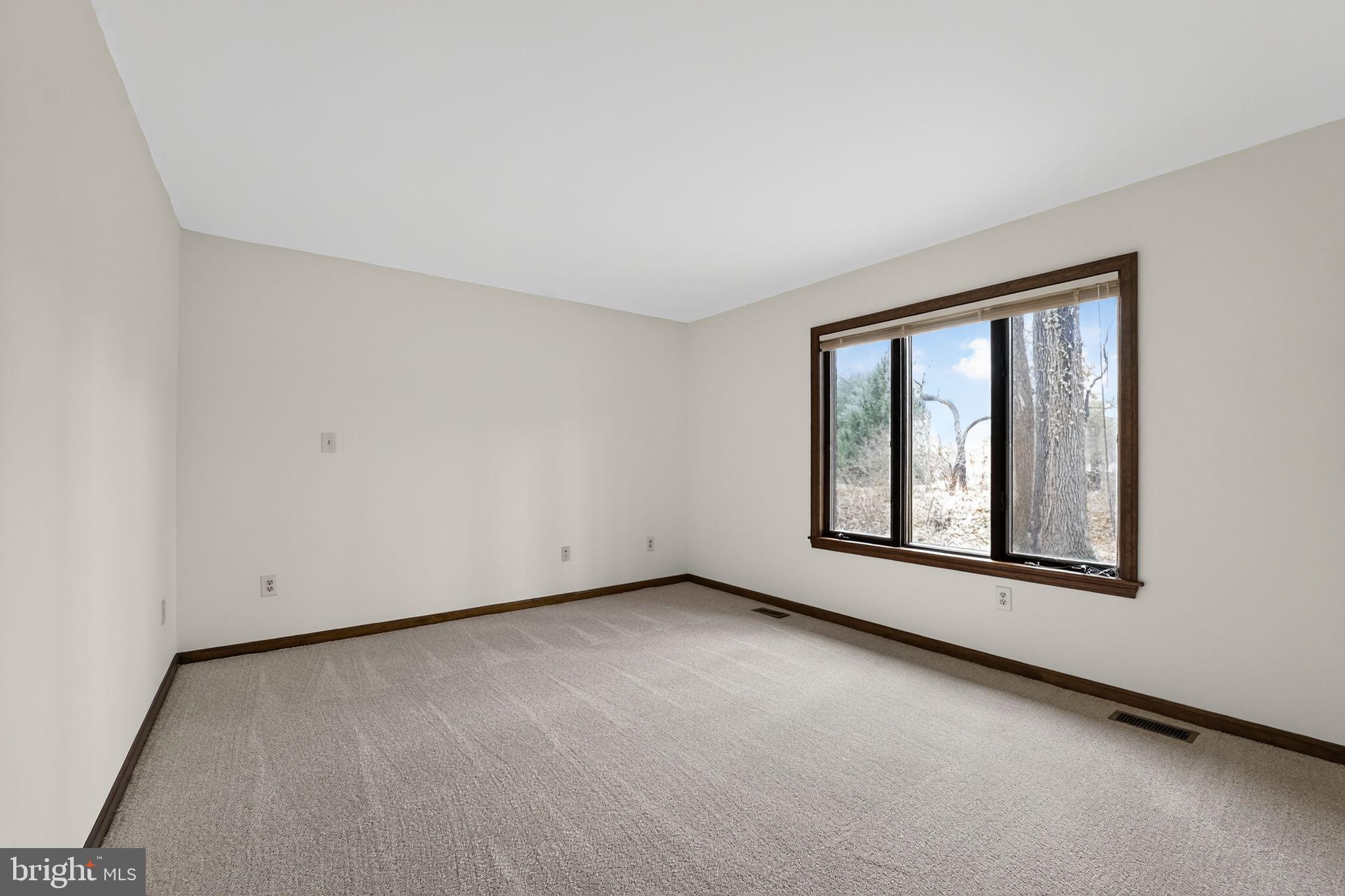 11753 Farside Road Ellicott City, MD 21042 - Photo 11 of 30 Gallery Image 11