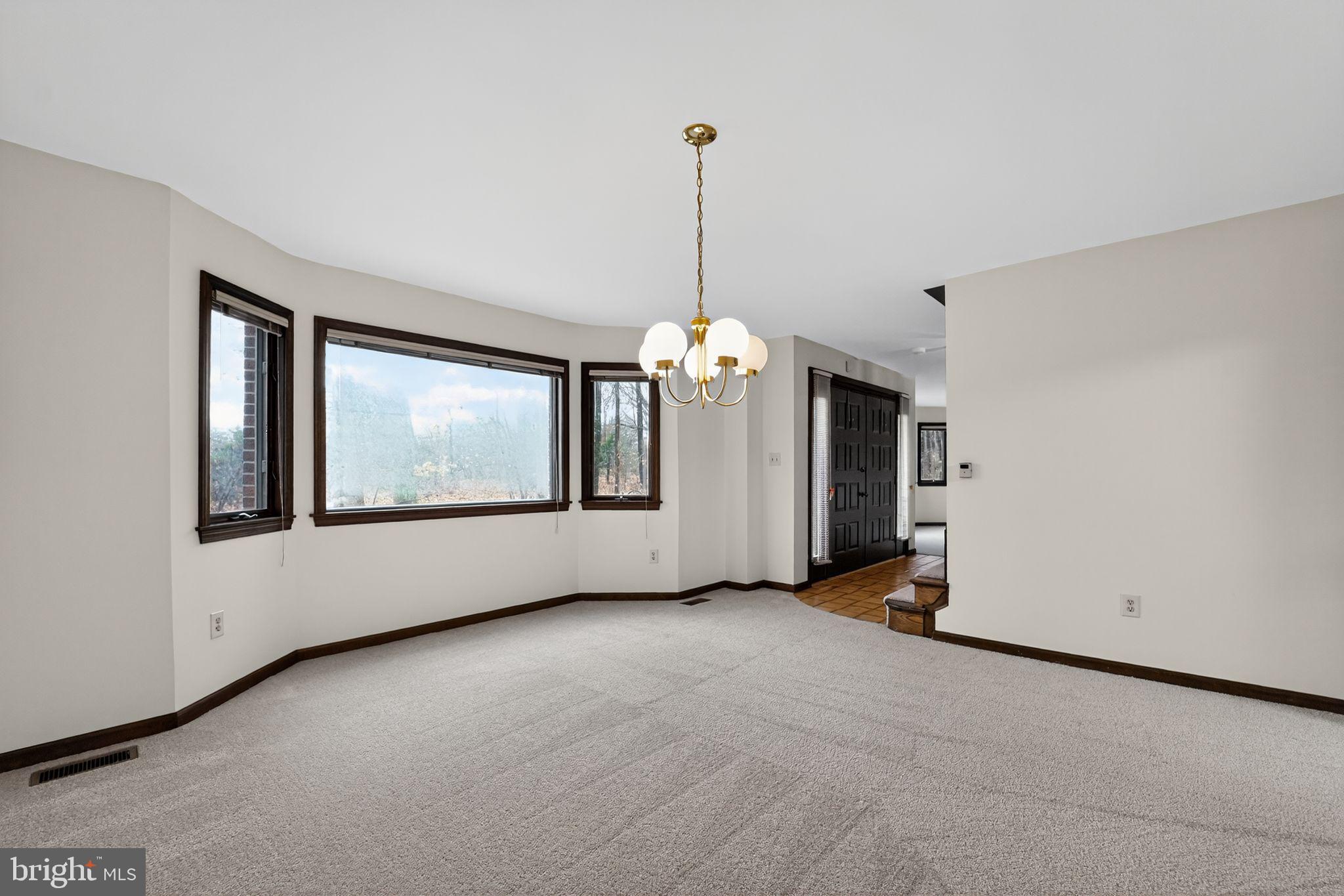 11753 Farside Road Ellicott City, MD 21042 - Photo 12 of 30 Gallery Image 12