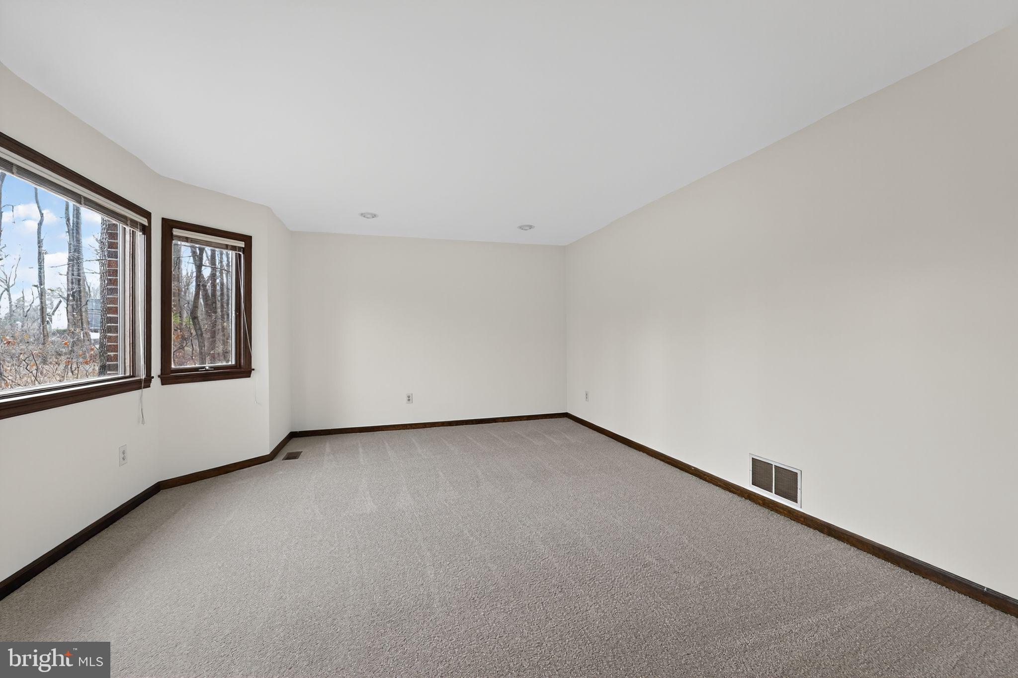 11753 Farside Road Ellicott City, MD 21042 - Photo 16 of 30 Gallery Image 16
