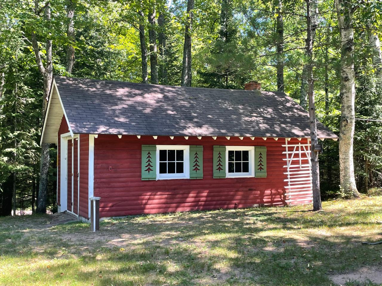 418 Grede Road Three Lakes, WI 54562 - Photo 6 of 17 Gallery Image 6
