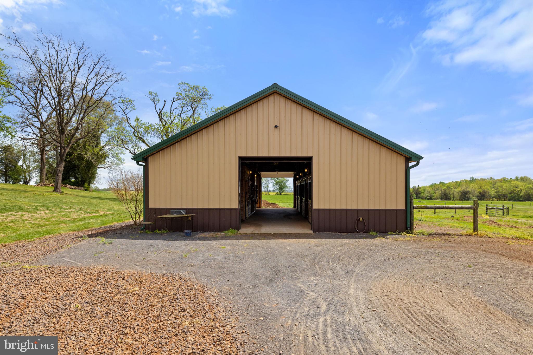 17280 Reid Road Brandy Station, VA 22714 - Photo 111 of 145 Concrete center aisle barn