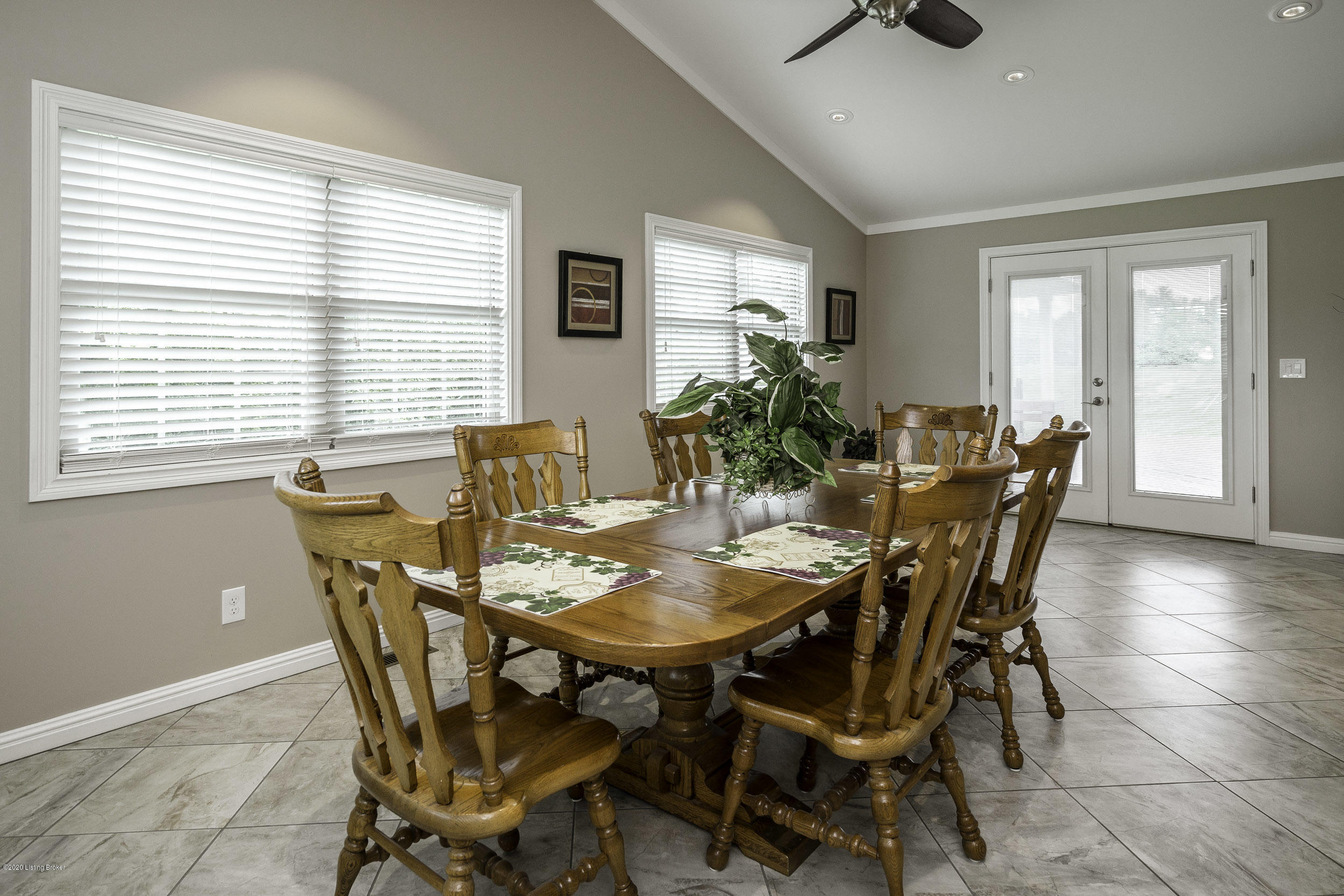 5525 Beth Road Louisville, KY 40219 - Photo 25 of 83 5525 Beth Rd-40