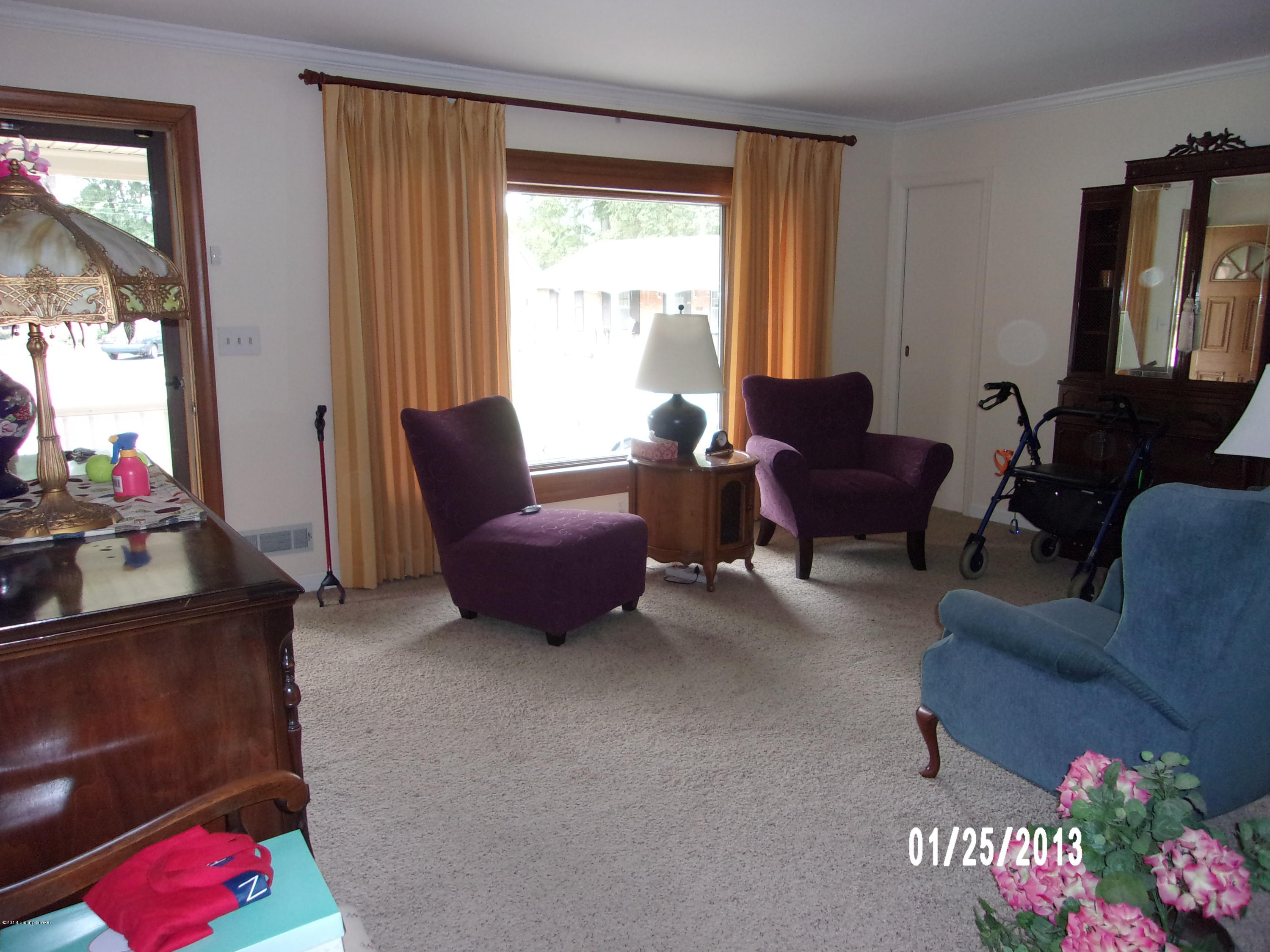 2855 Nepperhan Road Louisville, KY 40218 - Photo 2 of 24 100_0688