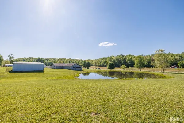 $799,000 | 2879 East Calvertville Road, Bloomfield, IN 47424