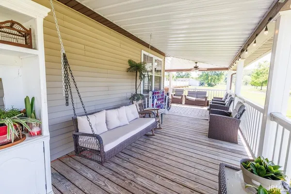 $799,000 | 2879 East Calvertville Road, Bloomfield, IN 47424