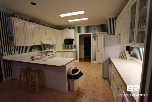 106 Alsway Court Fairhope, AL 36532 - Photo 11 of 32 Kitchen