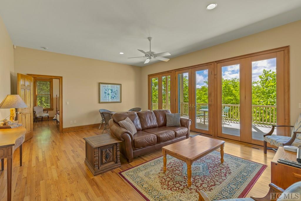441 View Point Road Highlands, NC 28741 - Photo 19 of 30 Gallery Image 19
