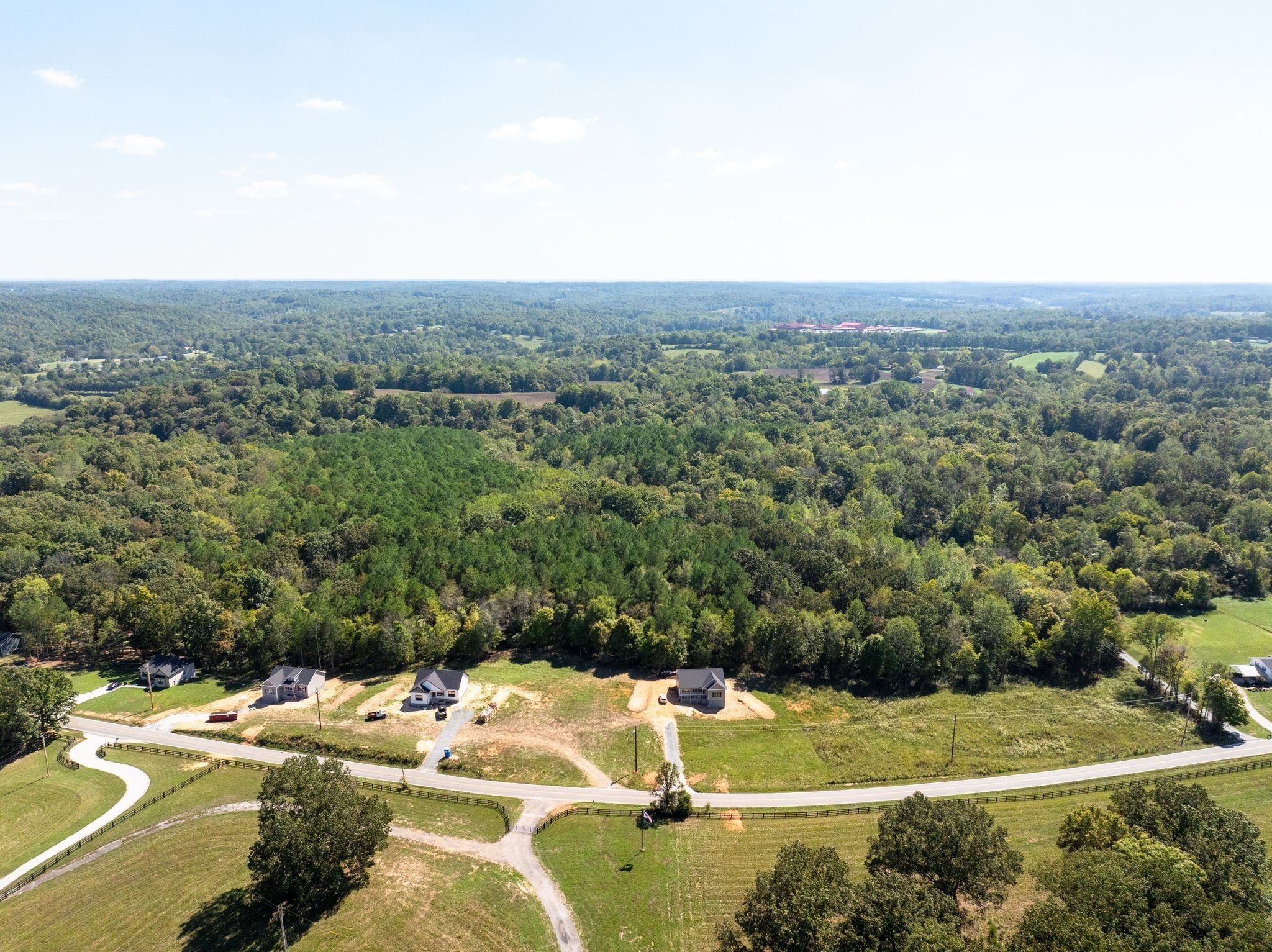 0 Old County House Road Charlotte, TN 37036 - Photo 9 of 20 a view of a field with an ocean