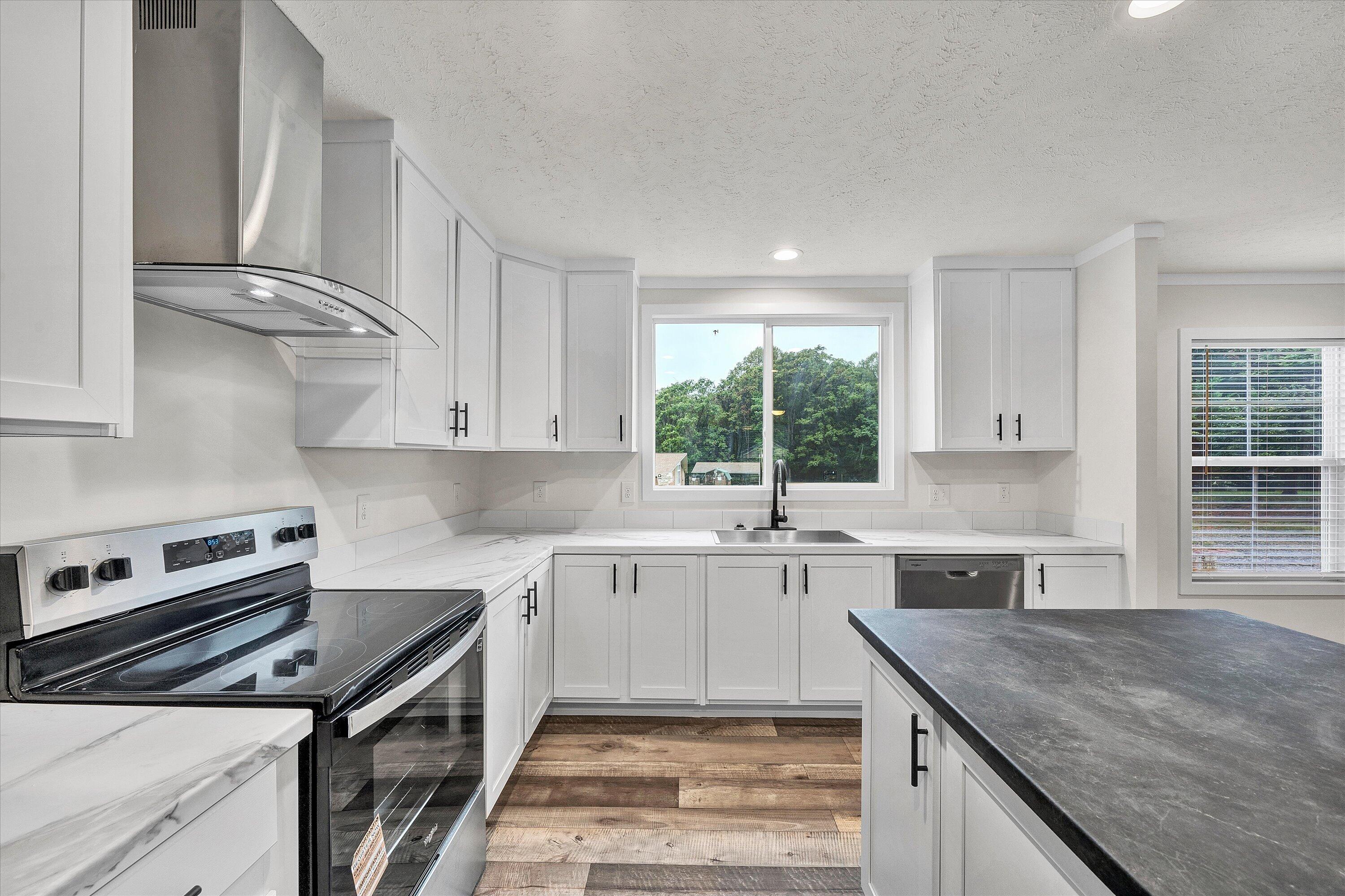145 Highfield Road Rocky Mount, VA 24151 - Photo 8 of 25 Kitchen