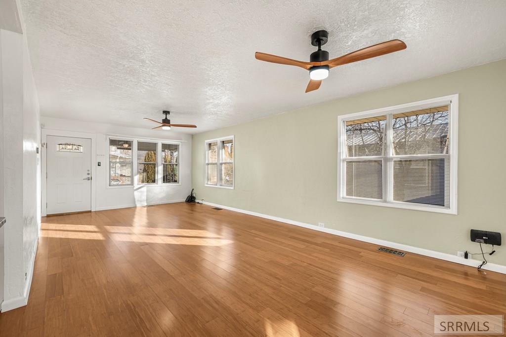 274 4th Street Idaho Falls, ID 83401 - Photo 15 of 24