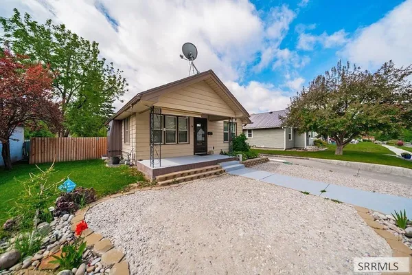 $349,500 | 274 4th Street, Idaho Falls, ID 83401