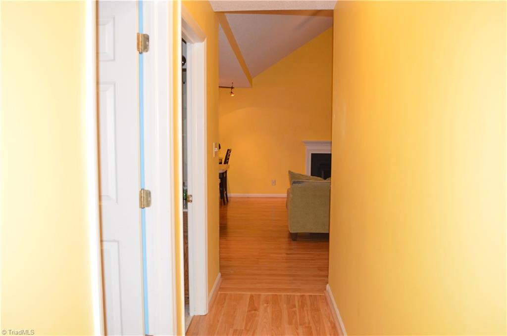 8308 Deep Valley Road Summerfield, NC 27358 - Photo 17 of 30 Hallway