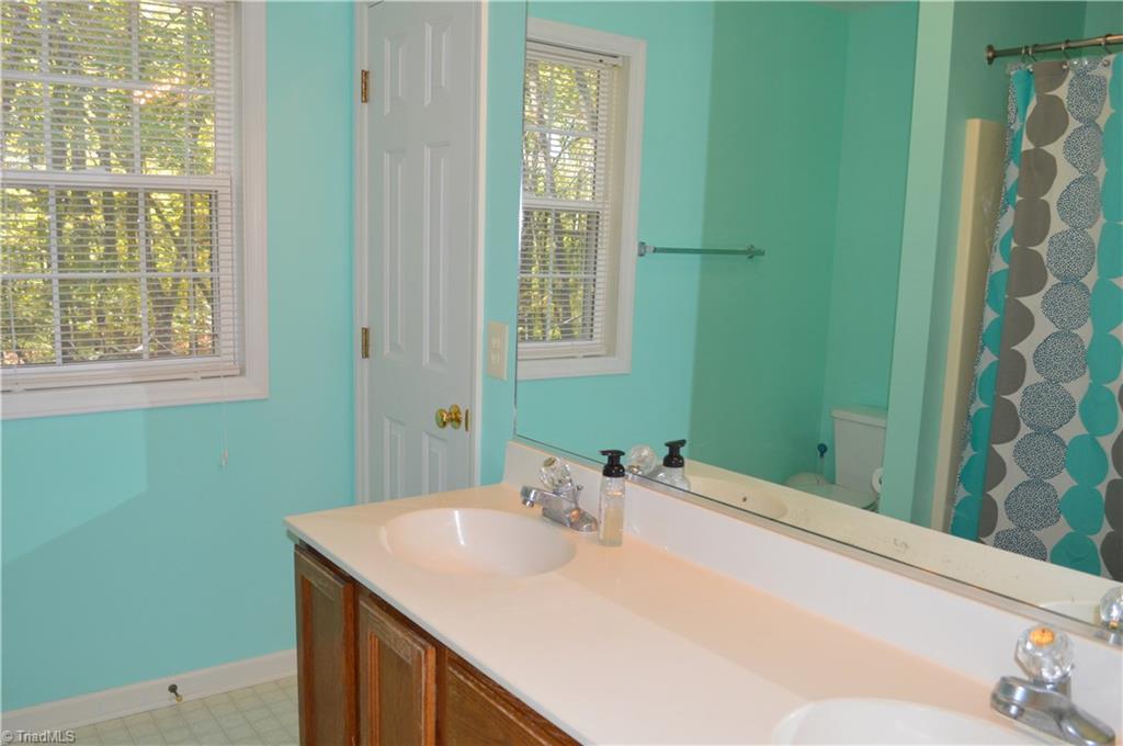 8308 Deep Valley Road Summerfield, NC 27358 - Photo 25 of 30 Master Bath