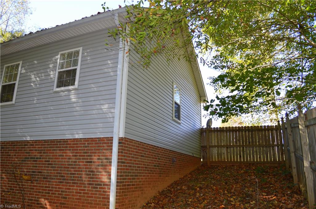 8308 Deep Valley Road Summerfield, NC 27358 - Photo 6 of 30 Exterior Side