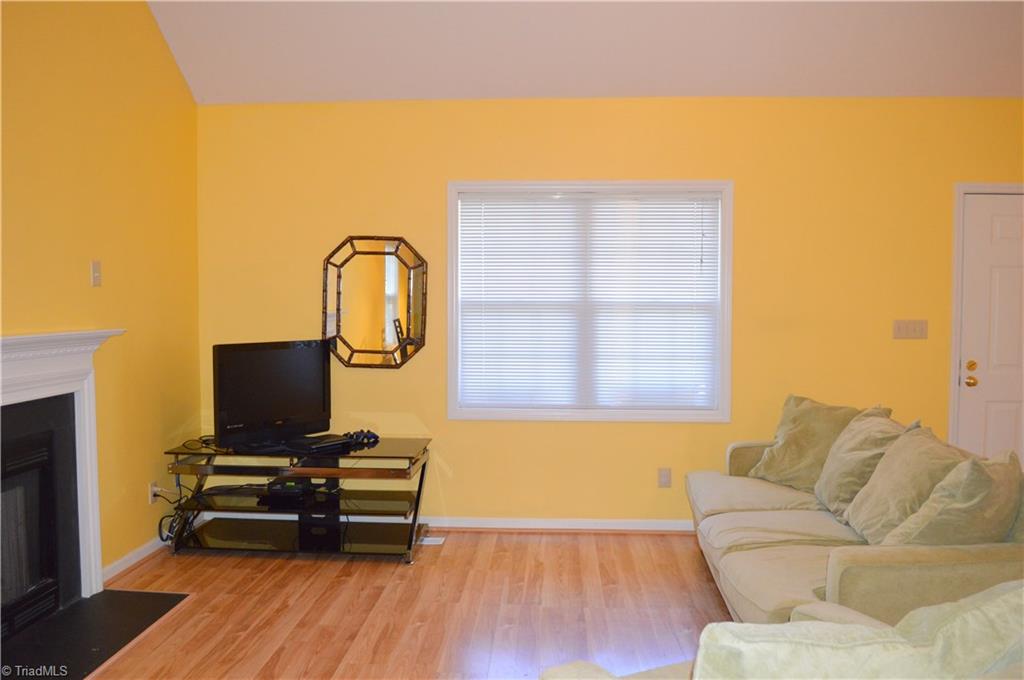8308 Deep Valley Road Summerfield, NC 27358 - Photo 9 of 30 Living Room