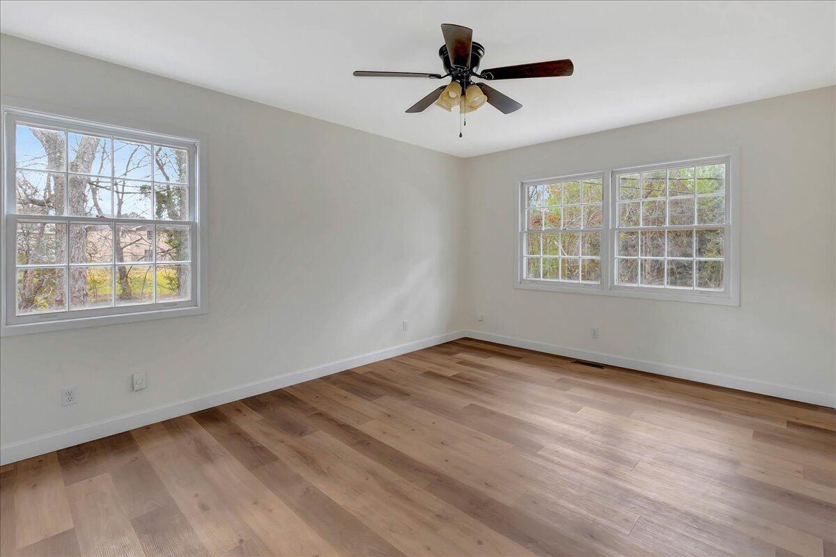 3945 Yorktown Road Chattanooga, TN 37416 - Photo 16 of 36 15