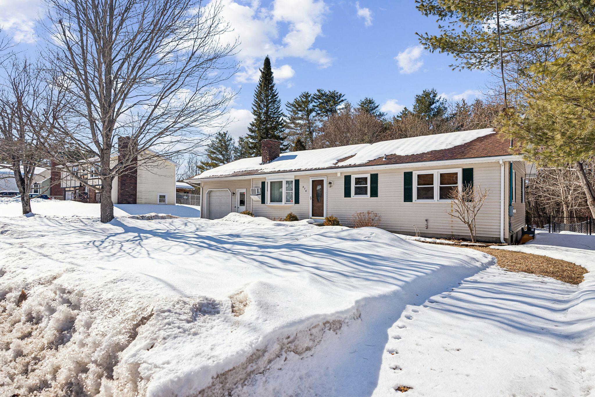 376 Pond Road Lewiston, ME 04240 - Photo 4 of 45 1_DSC02682