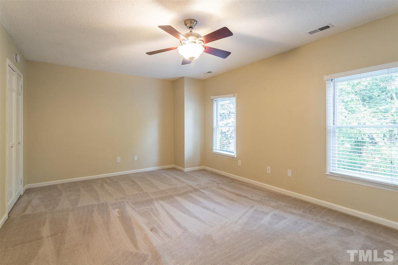 5621 Bridgetowne Way Raleigh, NC 27609 - Photo 11 of 26 Gallery Image 11