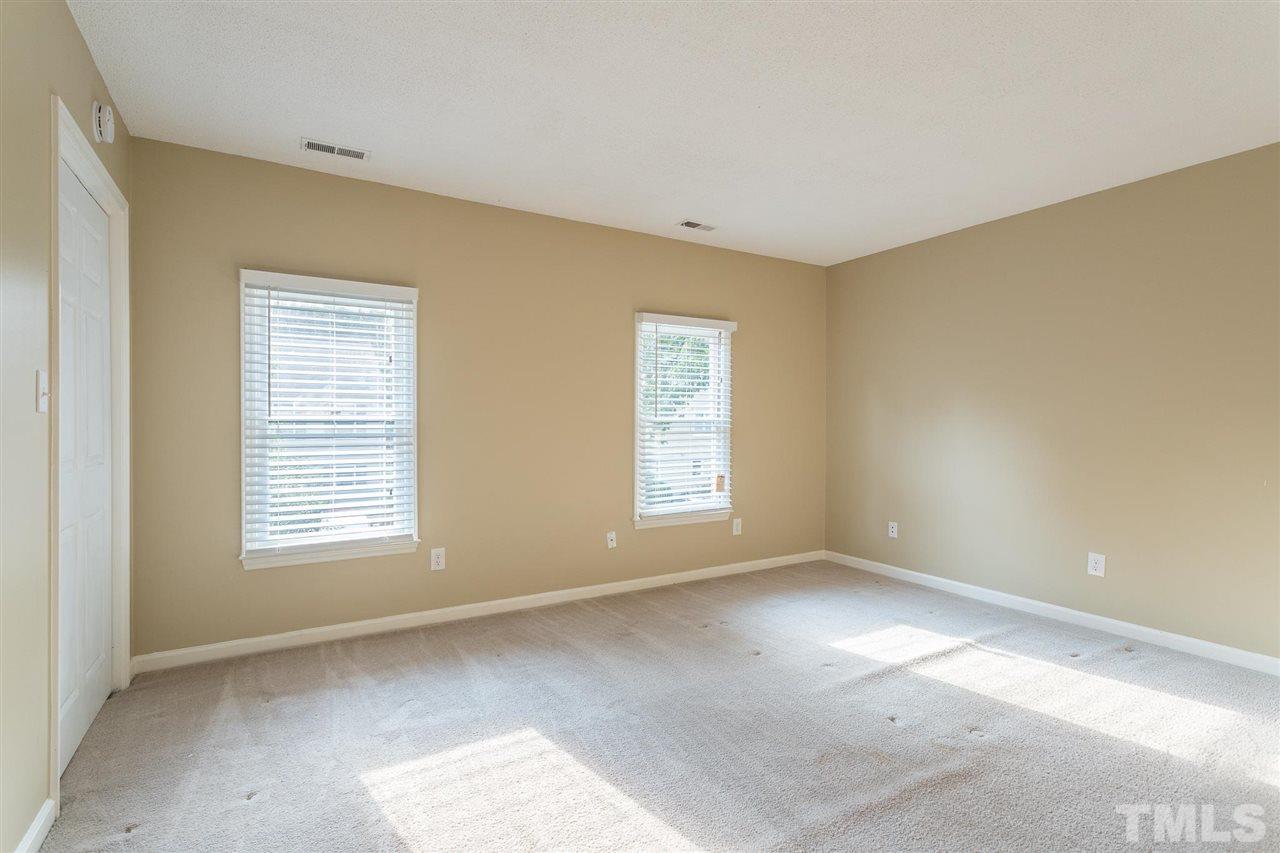 5621 Bridgetowne Way Raleigh, NC 27609 - Photo 16 of 26 Gallery Image 16