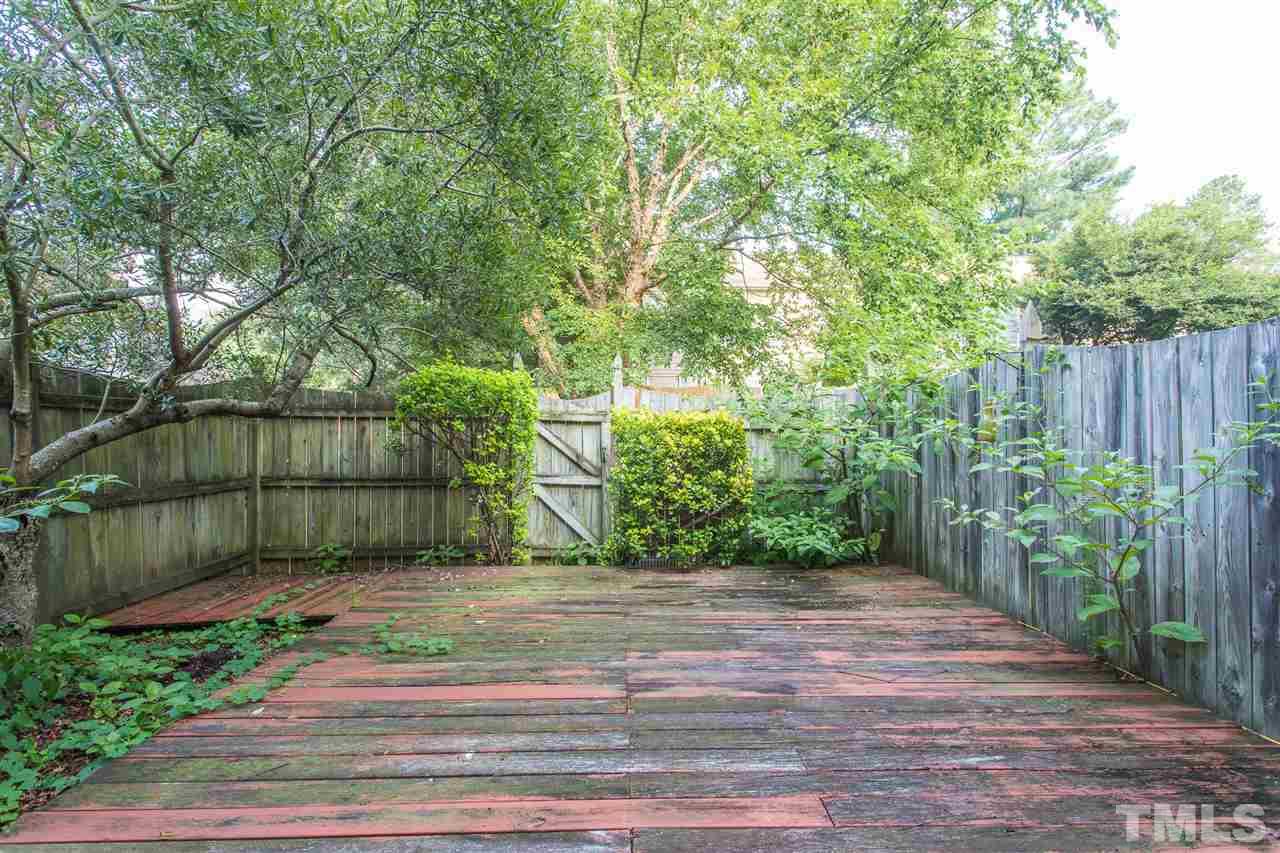 5621 Bridgetowne Way Raleigh, NC 27609 - Photo 20 of 26 Gallery Image 20