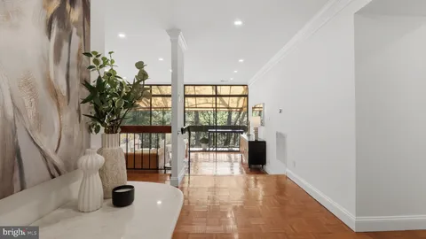 $789,999 | 4924 Sentinel Drive, Unit 2405, Bethesda, MD 20816