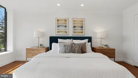 $789,999 | 4924 Sentinel Drive, Unit 2405, Bethesda, MD 20816