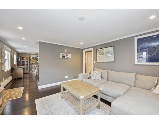 86 Upton Street Quincy, MA 02169 - Photo 8 of 27