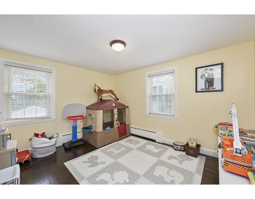 86 Upton Street Quincy, MA 02169 - Photo 10 of 27