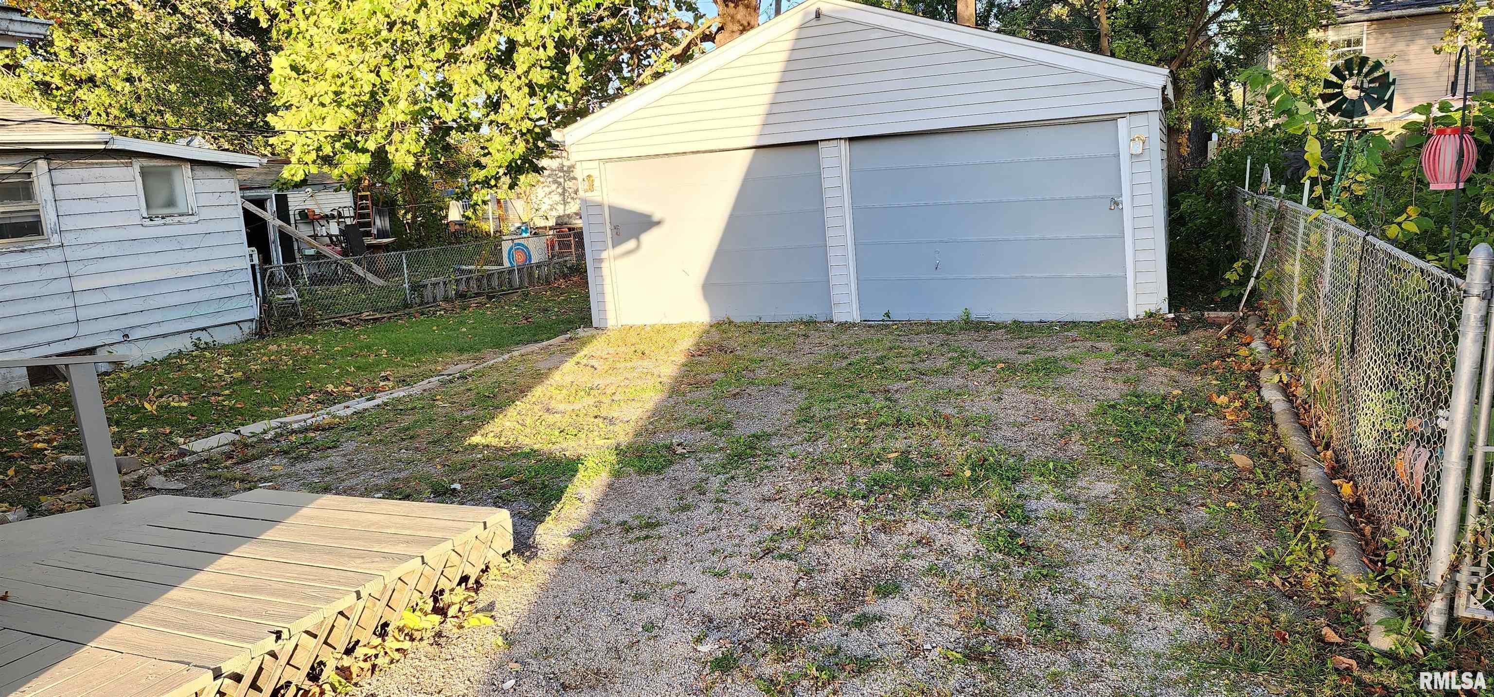 2608 South Pasfield Street Springfield, IL 62704 - Photo 3 of 25 Gallery Image 3