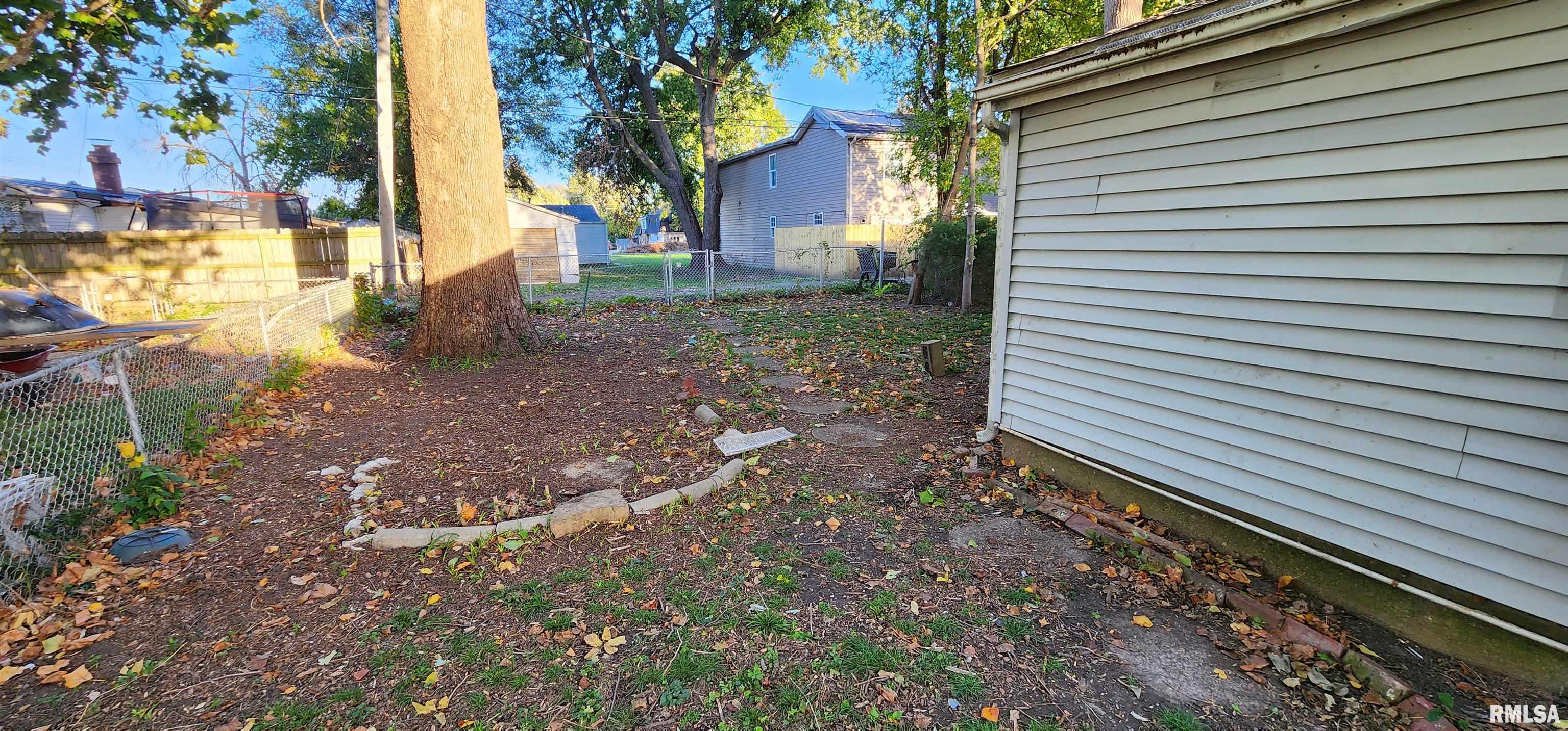 2608 South Pasfield Street Springfield, IL 62704 - Photo 5 of 25 Gallery Image 5