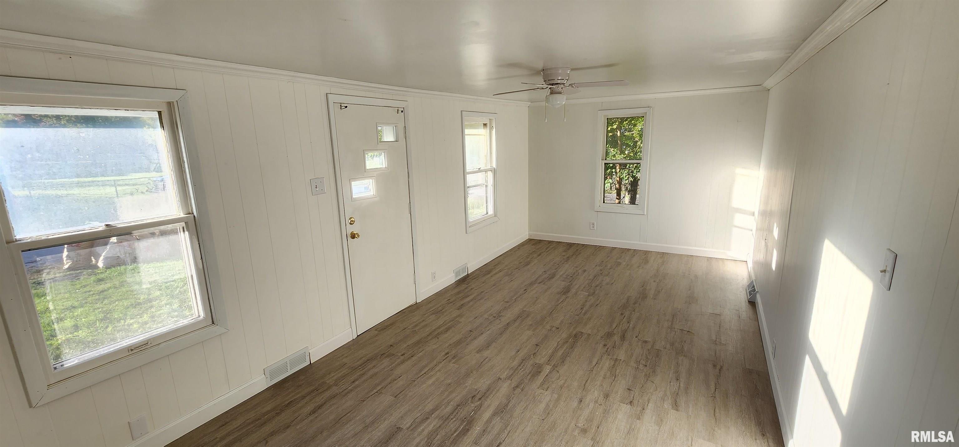2608 South Pasfield Street Springfield, IL 62704 - Photo 8 of 25 Gallery Image 8