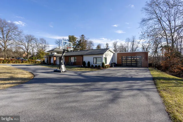 $1,590,000 | 3525 Barton Oaks Road, Pikesville, MD 21208