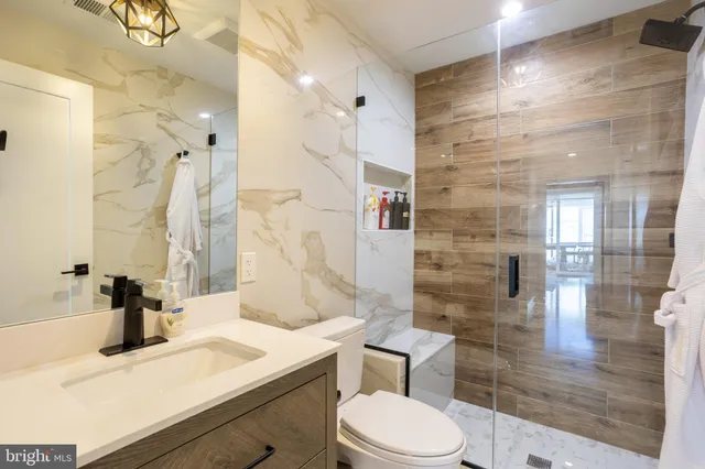 $1,590,000 | 3525 Barton Oaks Road, Pikesville, MD 21208