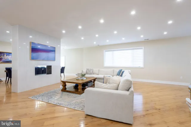 $1,590,000 | 3525 Barton Oaks Road, Pikesville, MD 21208