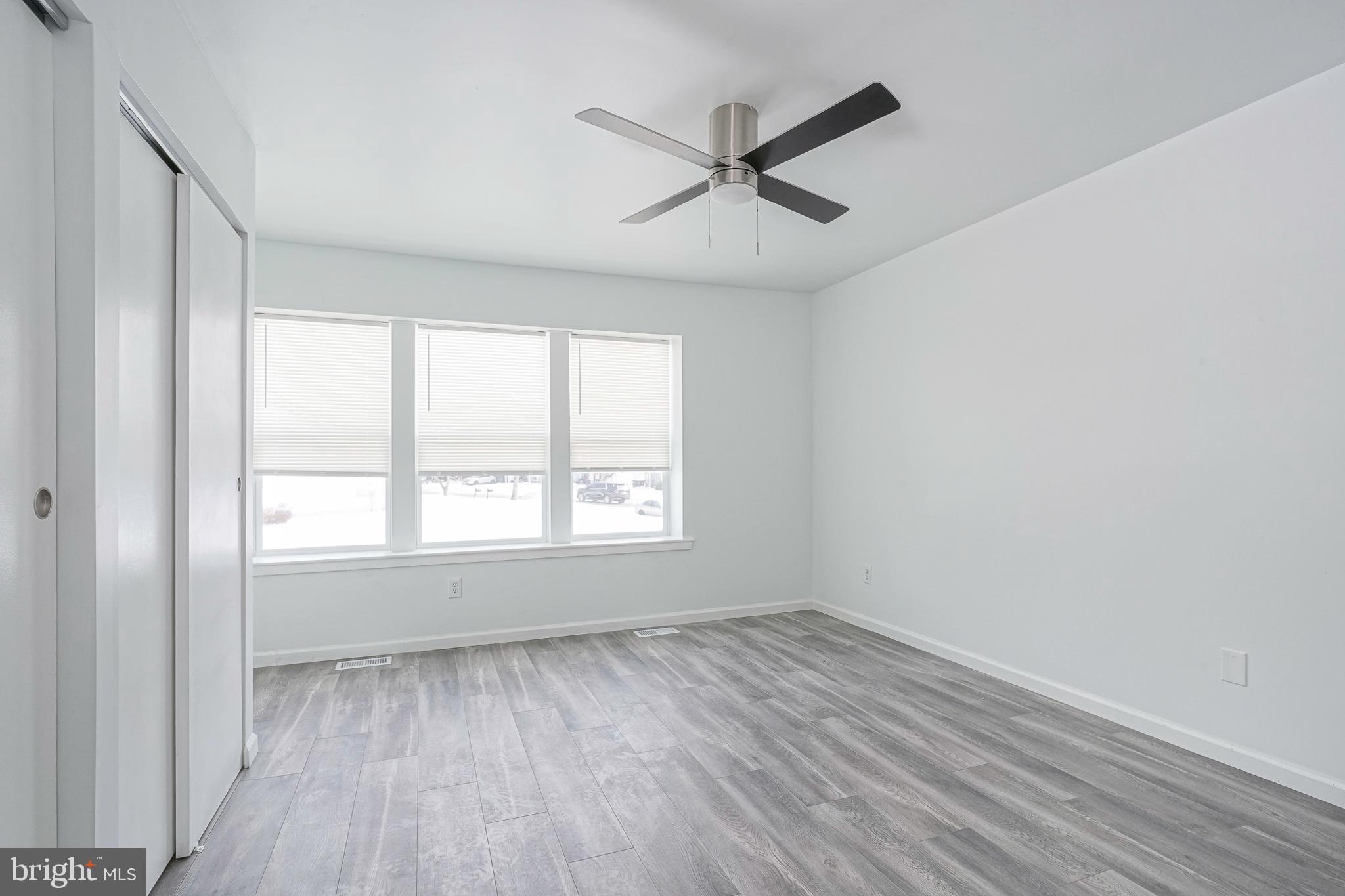 189 Crossing Way Lindenwold, NJ 08021 - Photo 19 of 30