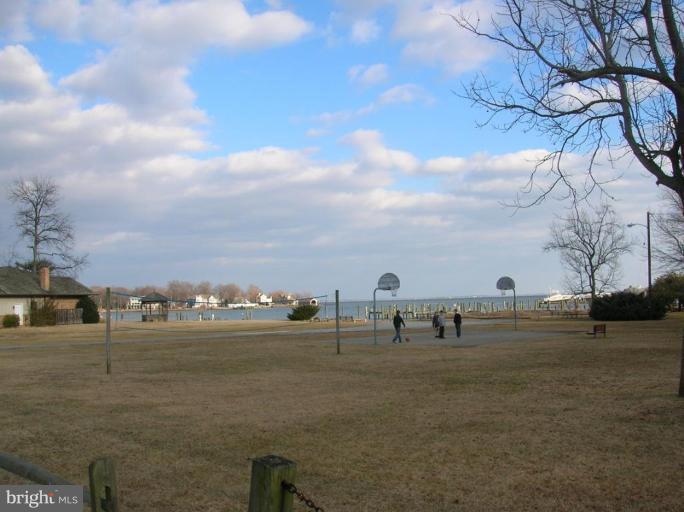 3746 Ramsgate Drive Annapolis, MD 21403 - Photo 23 of 25 Community Playground