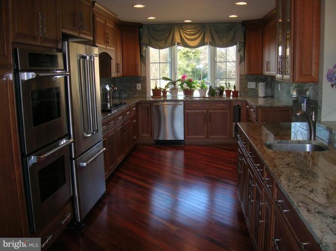 3746 Ramsgate Drive Annapolis, MD 21403 - Photo 5 of 25 Family Room #2