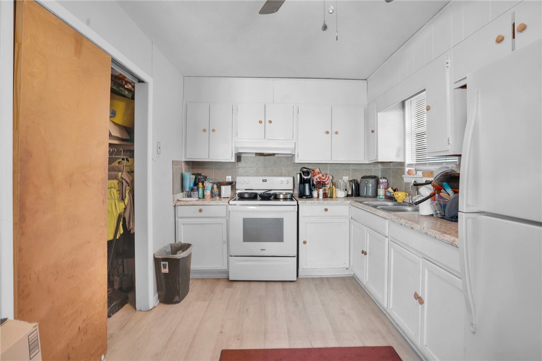 2407 Bartow Street Brunswick, GA 31520 - Photo 3 of 21