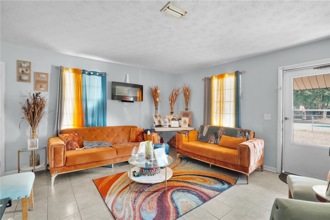 2407 Bartow Street Brunswick, GA 31520 - Photo 5 of 21