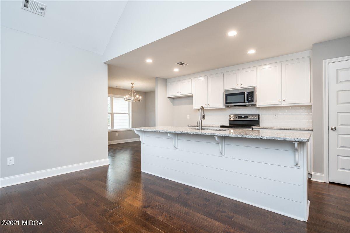 710 Springhill Drive Gray, GA 31032 - Photo 3 of 23 03-DSC03842