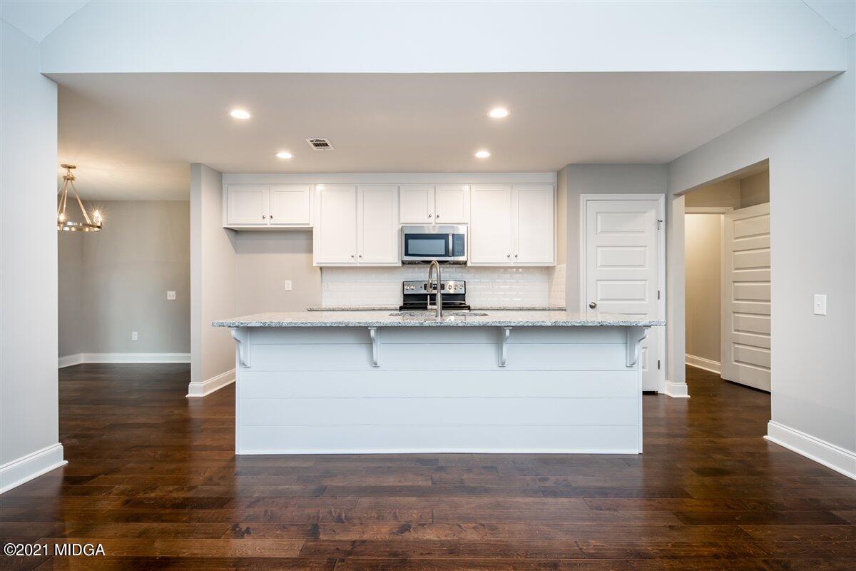 710 Springhill Drive Gray, GA 31032 - Photo 4 of 23 04-DSC03843