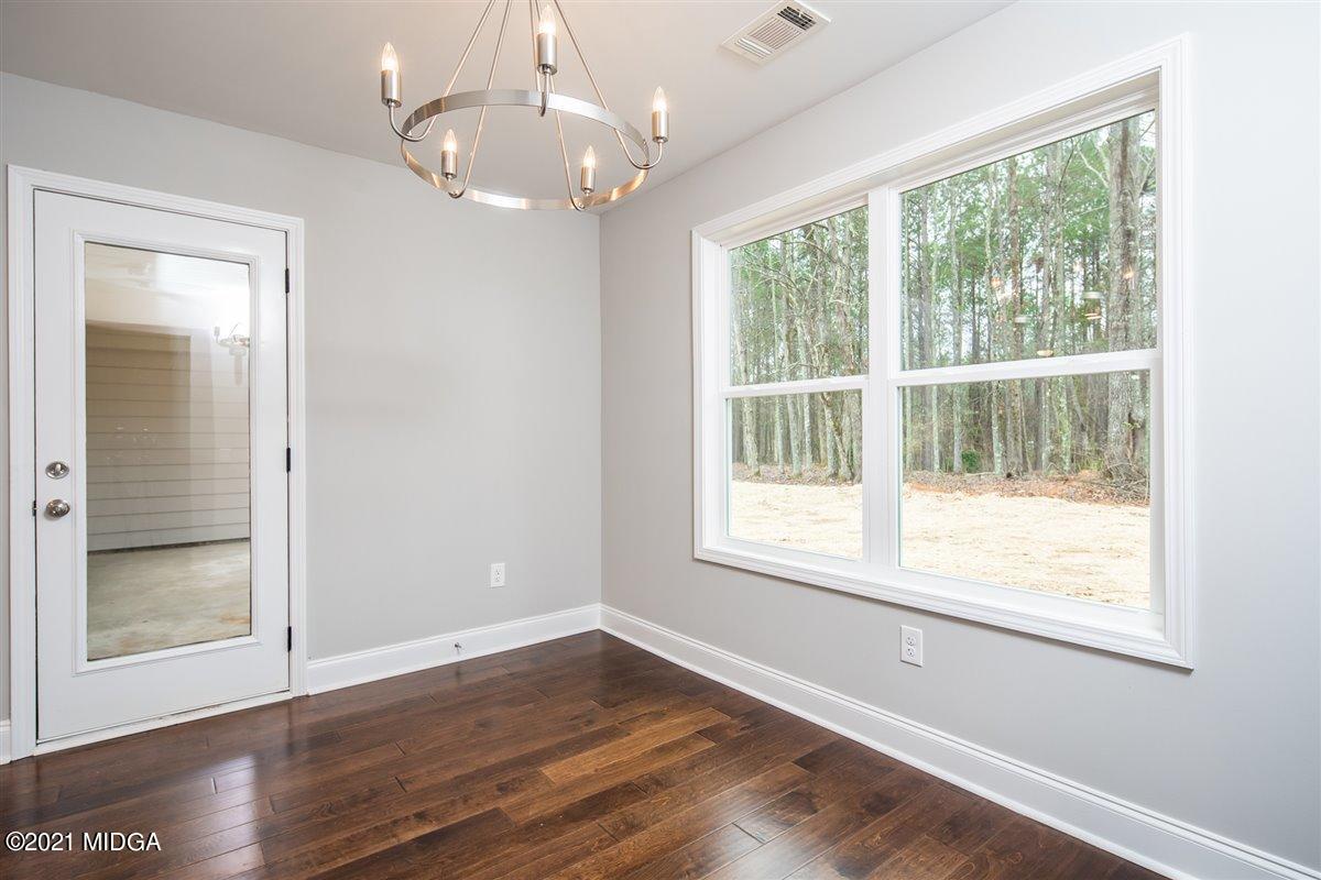710 Springhill Drive Gray, GA 31032 - Photo 9 of 23 09-DSC03853